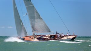 Spirit Yachts | Yachts | R74