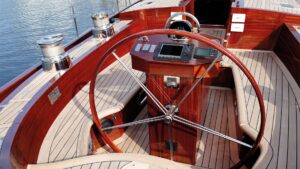 Spirit Yachts | Yachts | R74