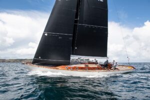 Spirit Yachts | Yachts | R52