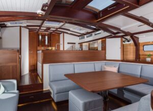 Spirit Yachts | Blog | Spirit Yachts Unveils New Spirit 72 Deckhouse