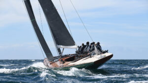 Spirit Yachts | Yachts | R52
