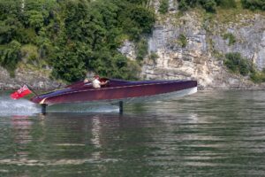 P35 EF | Electric Foiler Power Boat | Spirit Yachts